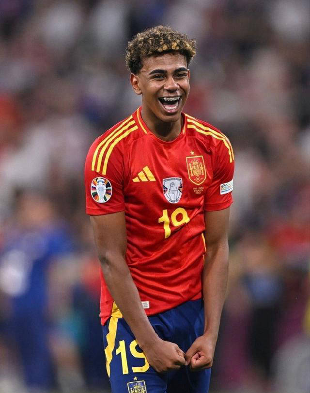 大反转！北京国安官宣续约两名必走之人引热议