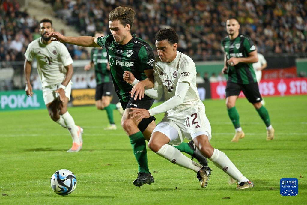 飞智八爪鱼4《黑神话》联名款手柄发布会：今日18点