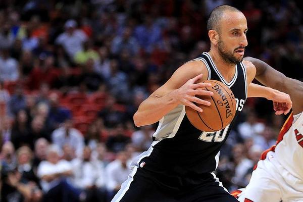 [图]莱昂纳多造2球冯劲破门 海港2-0亚泰迎两连胜