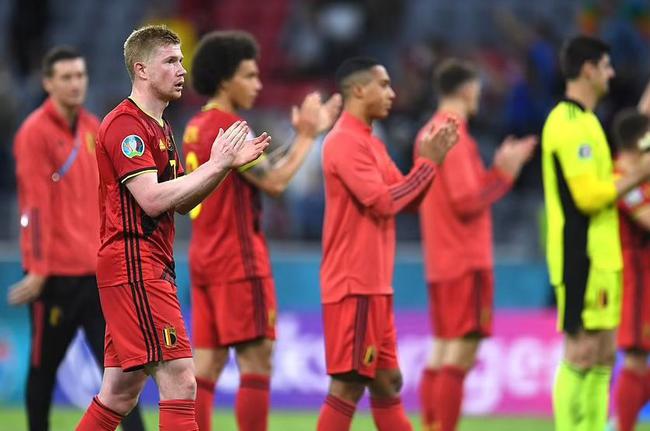 原版《毁灭战士4》美术概念图 活体兵器四足坦克等